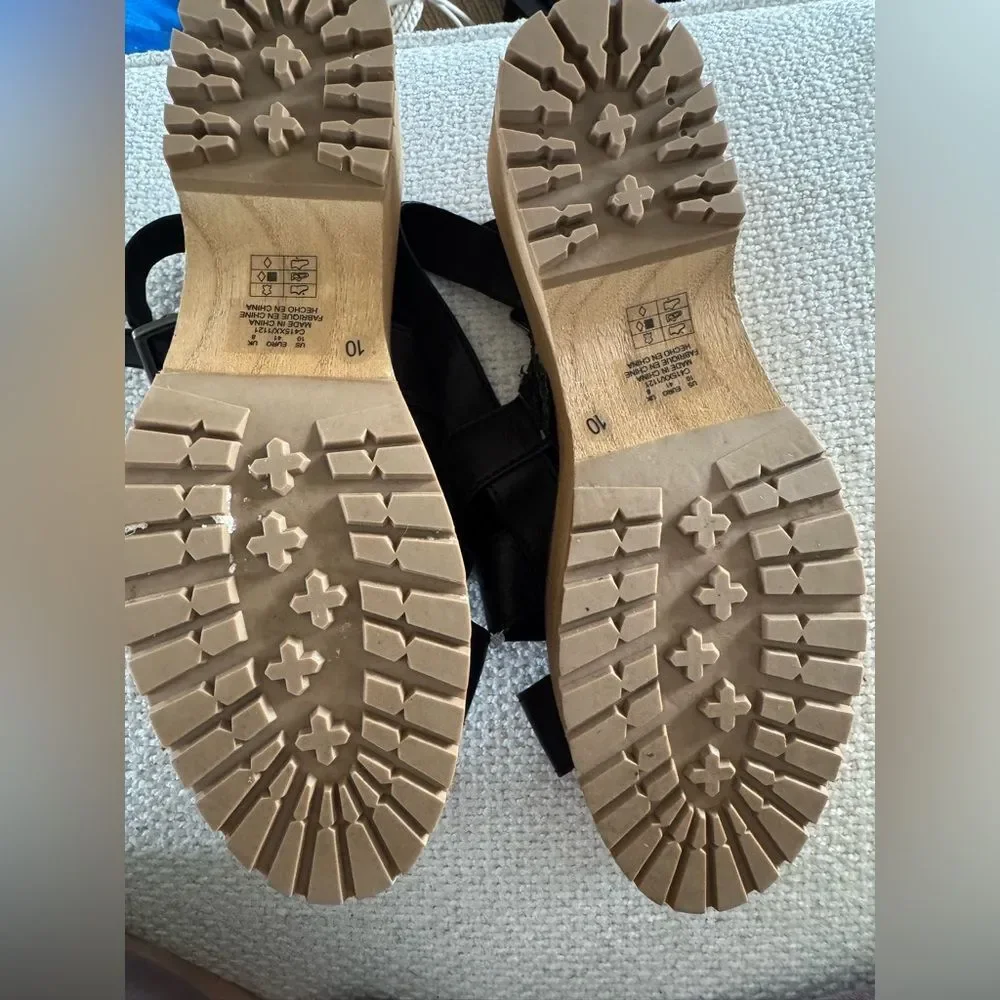 Kelsi Dagger Brooklyn Platform Fisherman Sandals Walk up Sandal